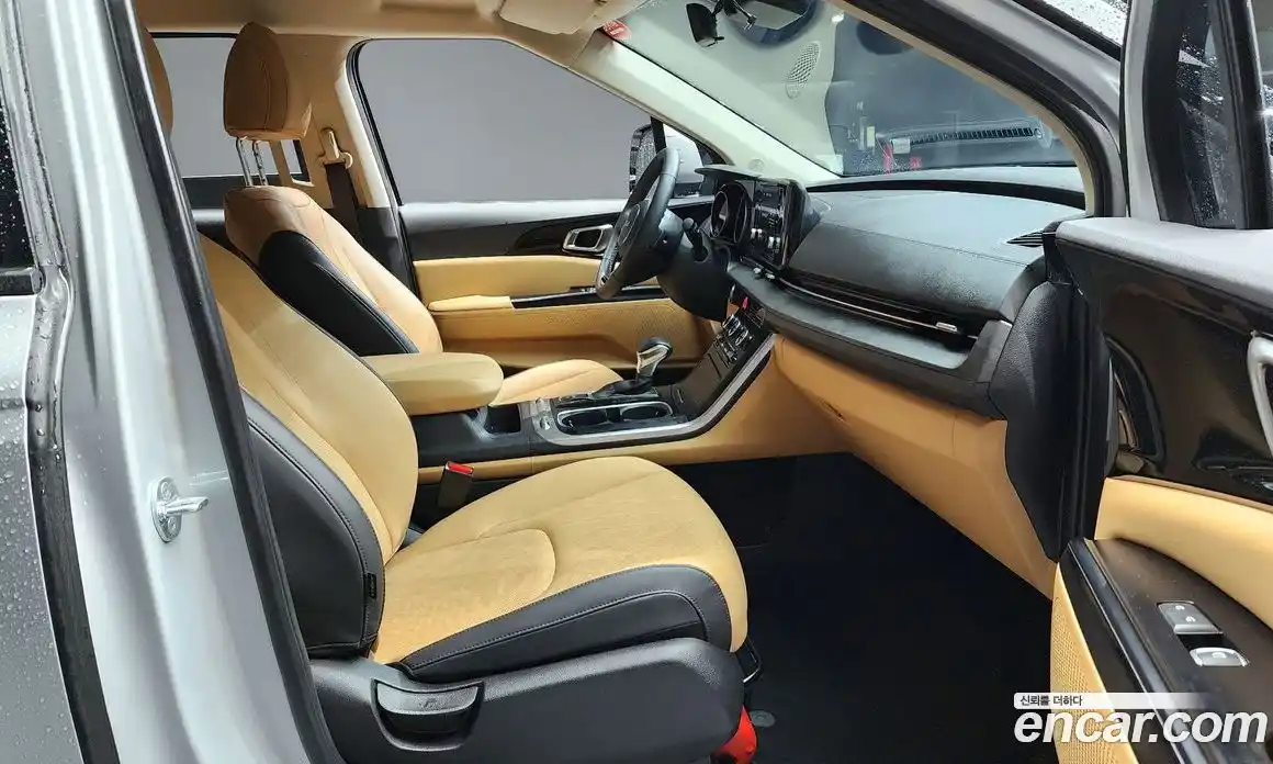 Kia Canival 2022 3.5 гидро в Москве № 1399562, фото 16