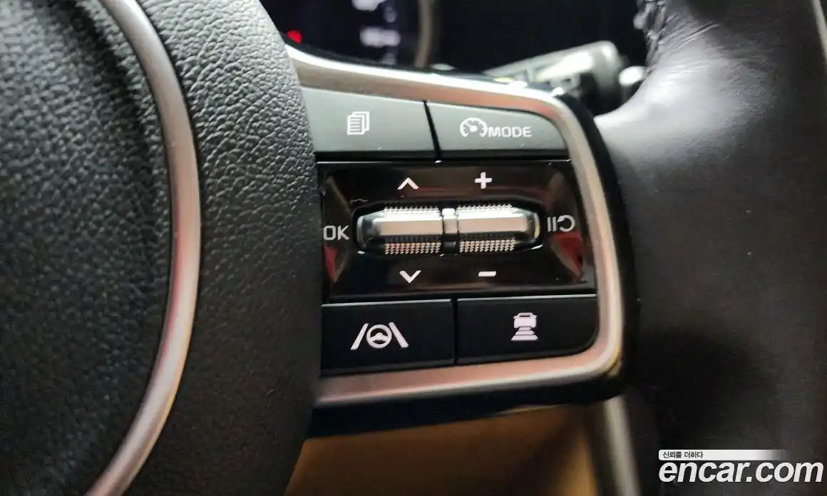 Kia Canival 2022 3.5 гидро в Москве № 1399562, фото 23
