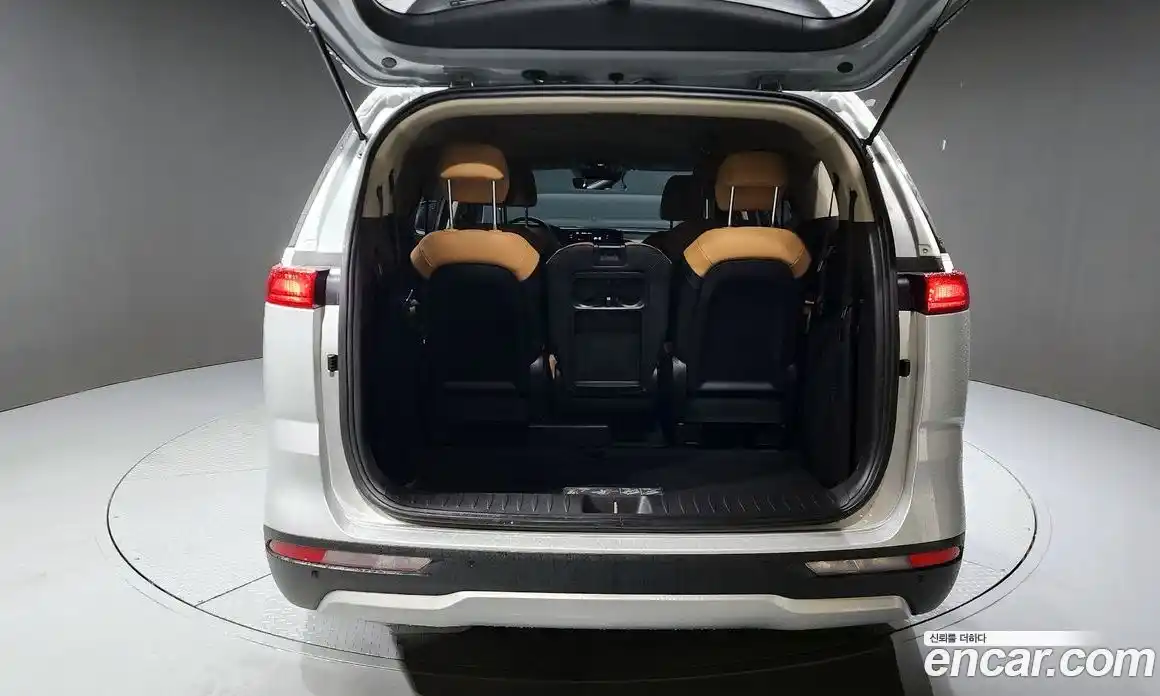 Kia Canival 2022 3.5 гидро в Москве № 1399562, фото 26