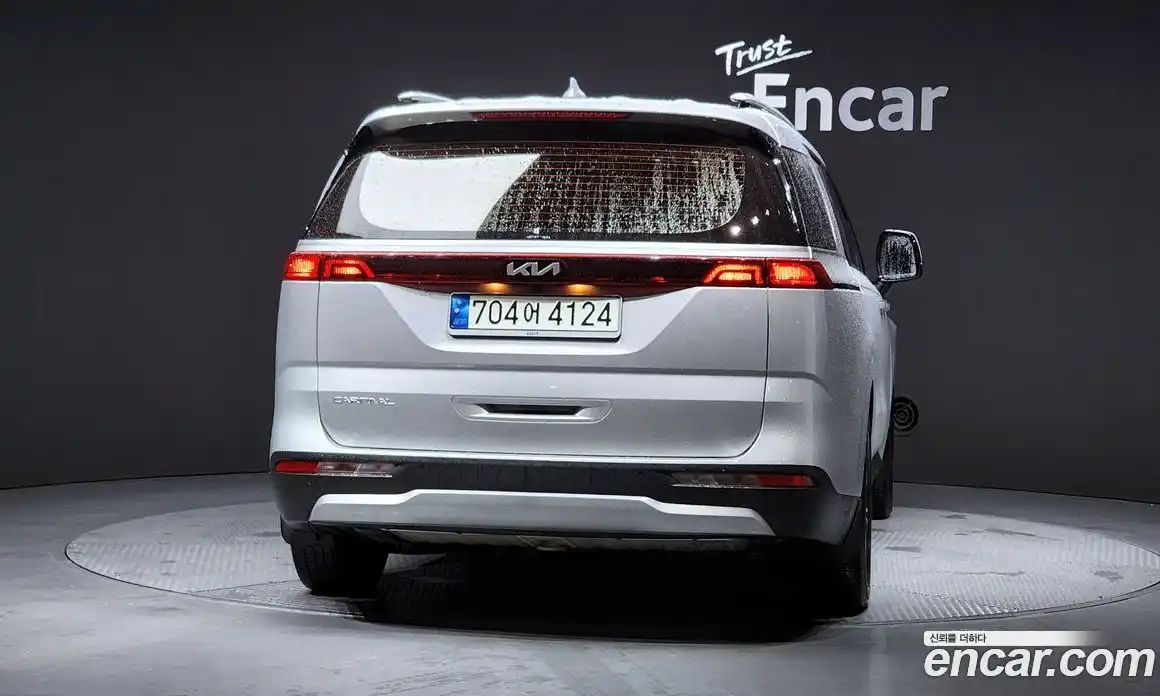 Kia Canival 2022 3.5 гидро в Москве № 1399562, фото 4