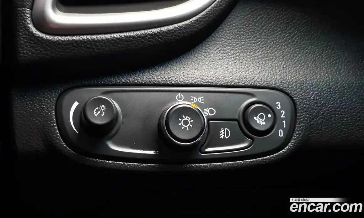 Chevrolet Trax 2018 1.6 гидро в Москве № 1401211, фото 24