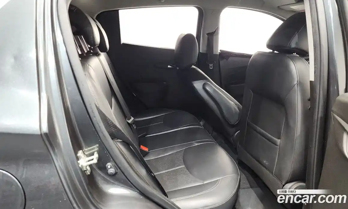 Chevrolet Spark 2017 1.0 гидро в Москве, фото 17