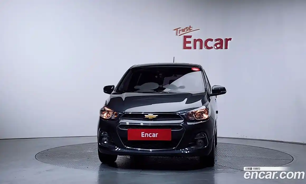 Chevrolet Spark 2017 1.0 гидро в Москве, фото 3