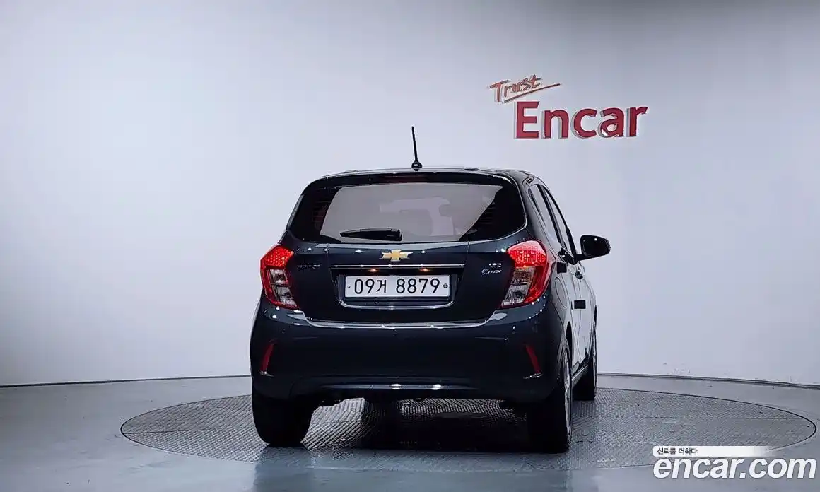 Chevrolet Spark 2017 1.0 гидро в Москве, фото 4