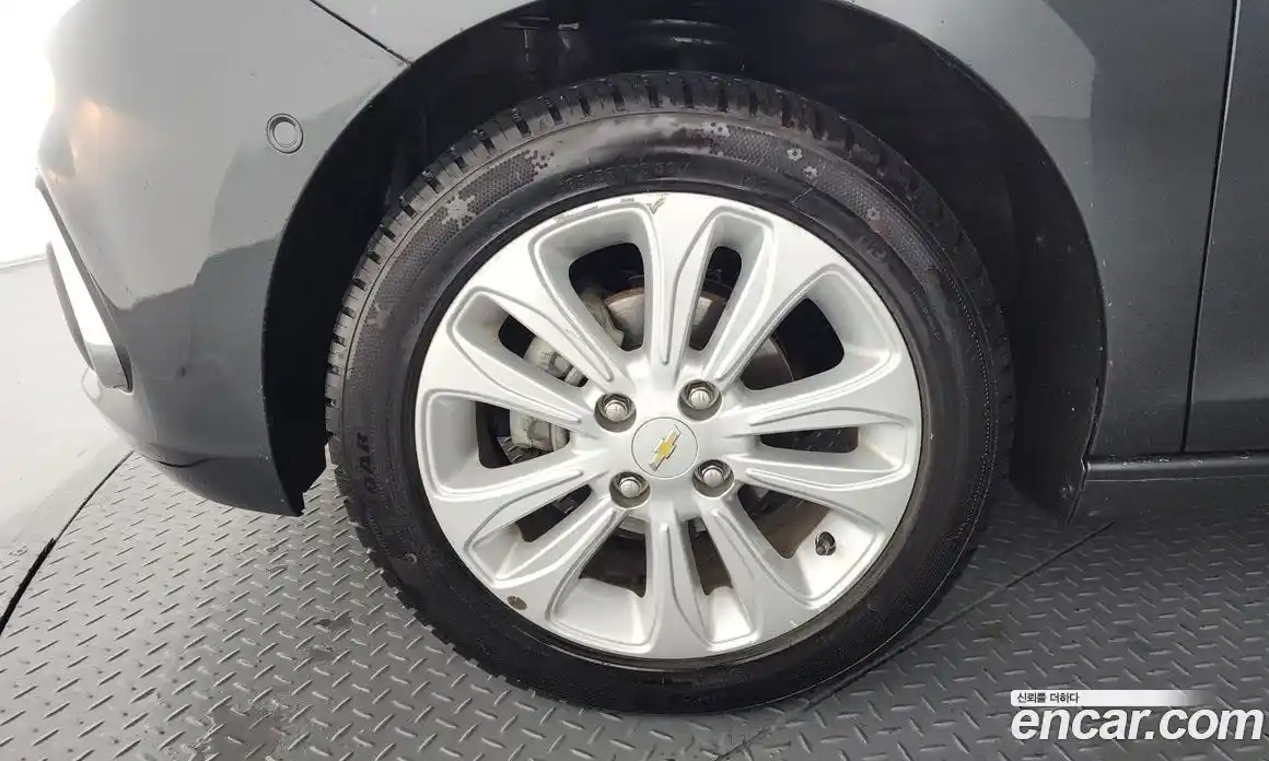 Chevrolet Spark 2017 1.0 гидро в Москве, фото 5