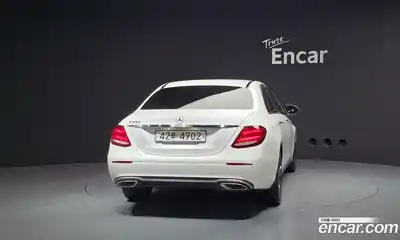 Mercedes-Benz E-Class 2018 2.0 гидро в Москве № 1403578, миниатюра 4