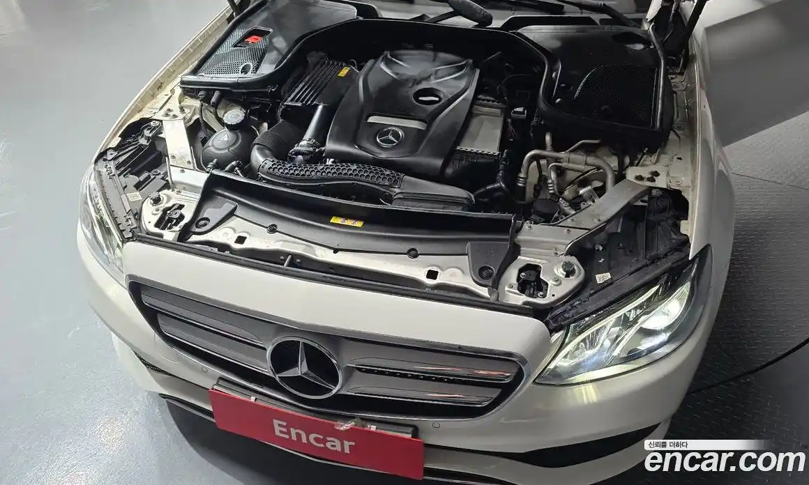 Mercedes-Benz E-Class 2018 2.0 гидро в Москве № 1403578, фото 6