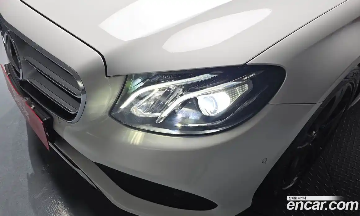 Mercedes-Benz E-Class 2018 2.0 гидро в Москве № 1403578, фото 8