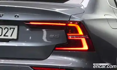 Volvo S60 2021 2.0 гидро в Москве № 1404650, миниатюра 9