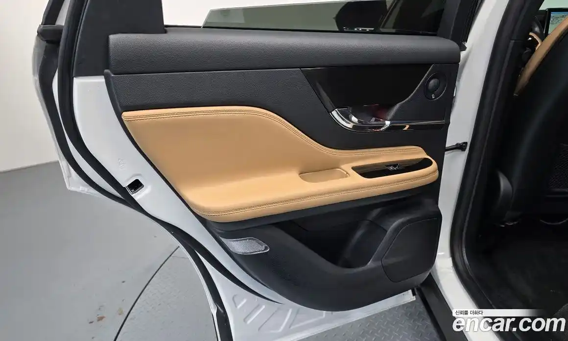 Lincoln Corsair 2022 2.0 гидро, фото 15