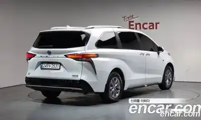 Toyota Sienna 2024 2.5 гидро в Москве № 1424454, миниатюра 2