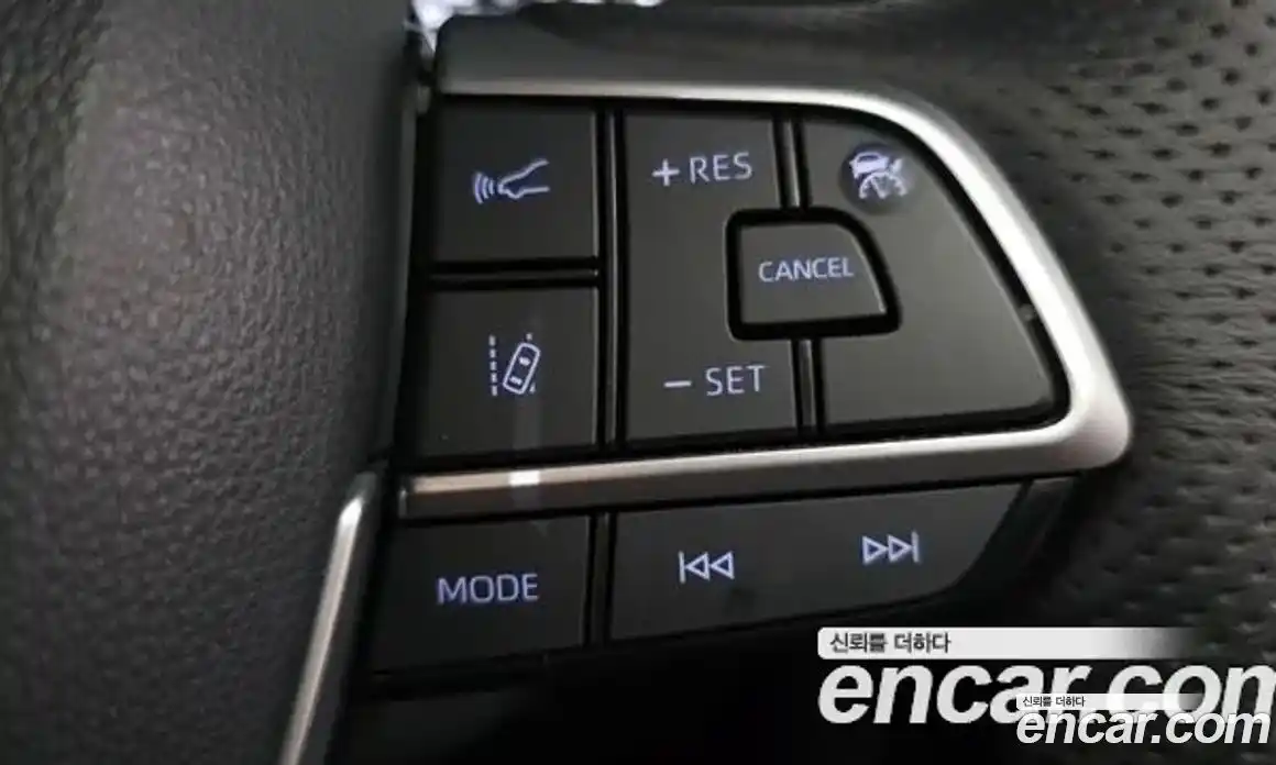 Toyota Sienna 2024 2.5 гидро в Москве № 1424454, фото 23