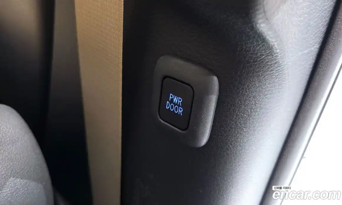 Toyota Sienna 2024 2.5 гидро в Москве № 1424454, фото 37