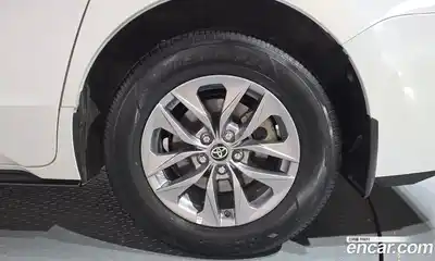 Toyota Sienna 2024 2.5 гидро в Москве № 1424454, миниатюра 7