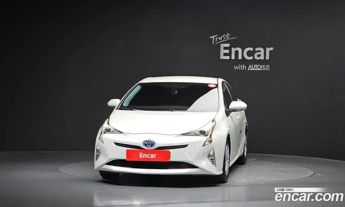 Toyota Prius 2018 1.8 гидро в Москве № 1424471, фото 3