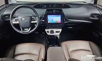 Toyota Prius 2018 1.8 гидро в Москве № 1424471, миниатюра 10