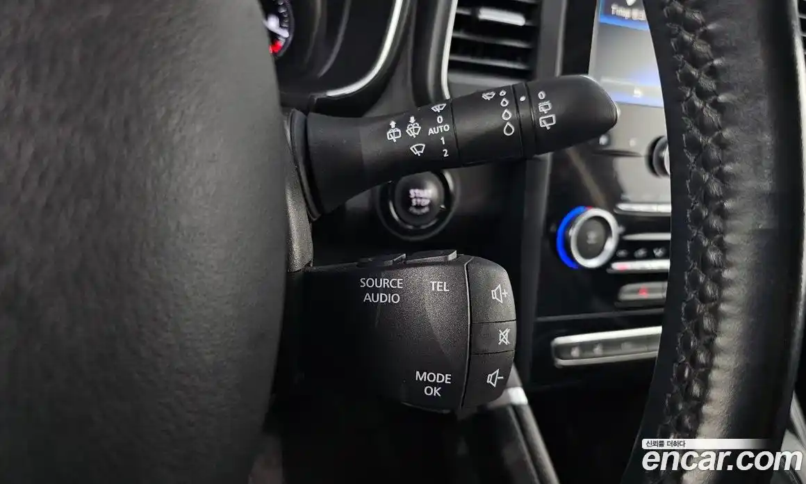 Renault QM6 2017 2.0 гидро в Москве № 146886, фото 17