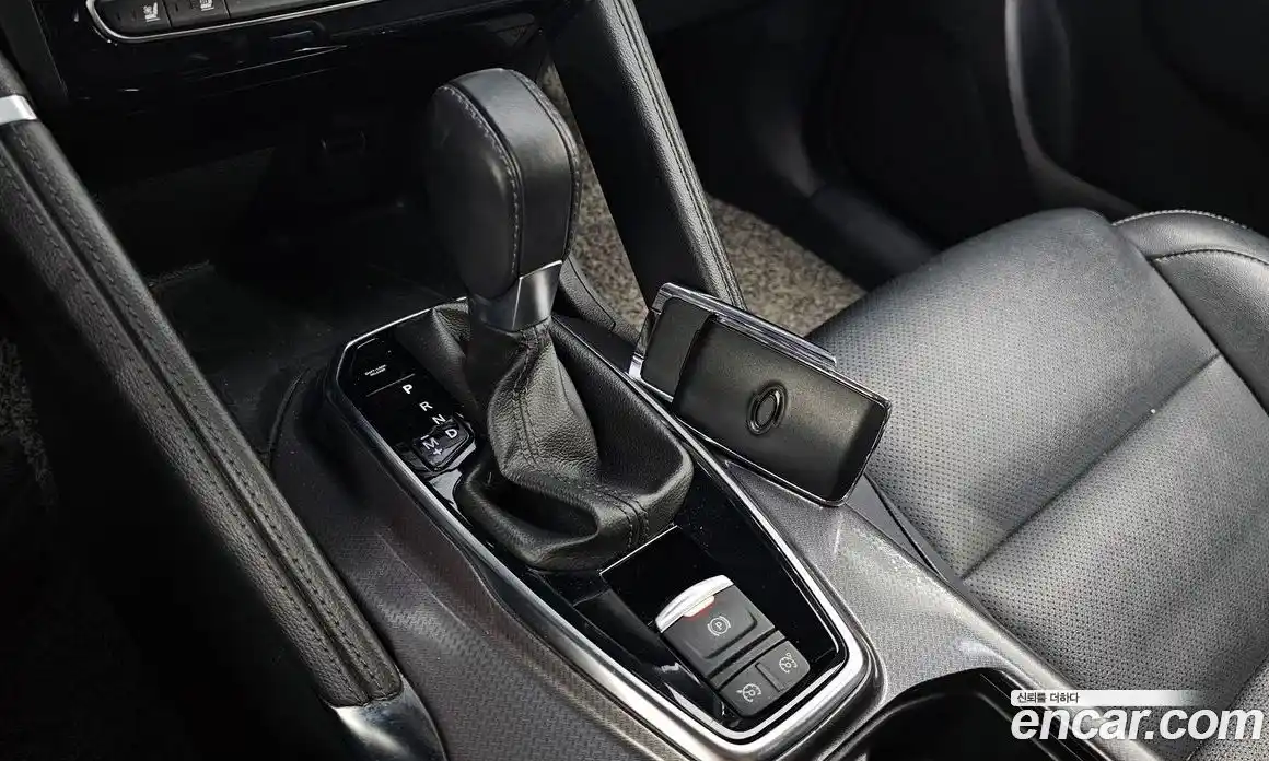 Renault QM6 2017 2.0 гидро в Москве № 146886, фото 9