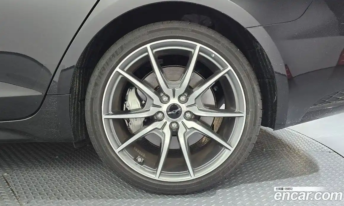 Genesis G70 2024 2.5 гидро в Москве, фото 6