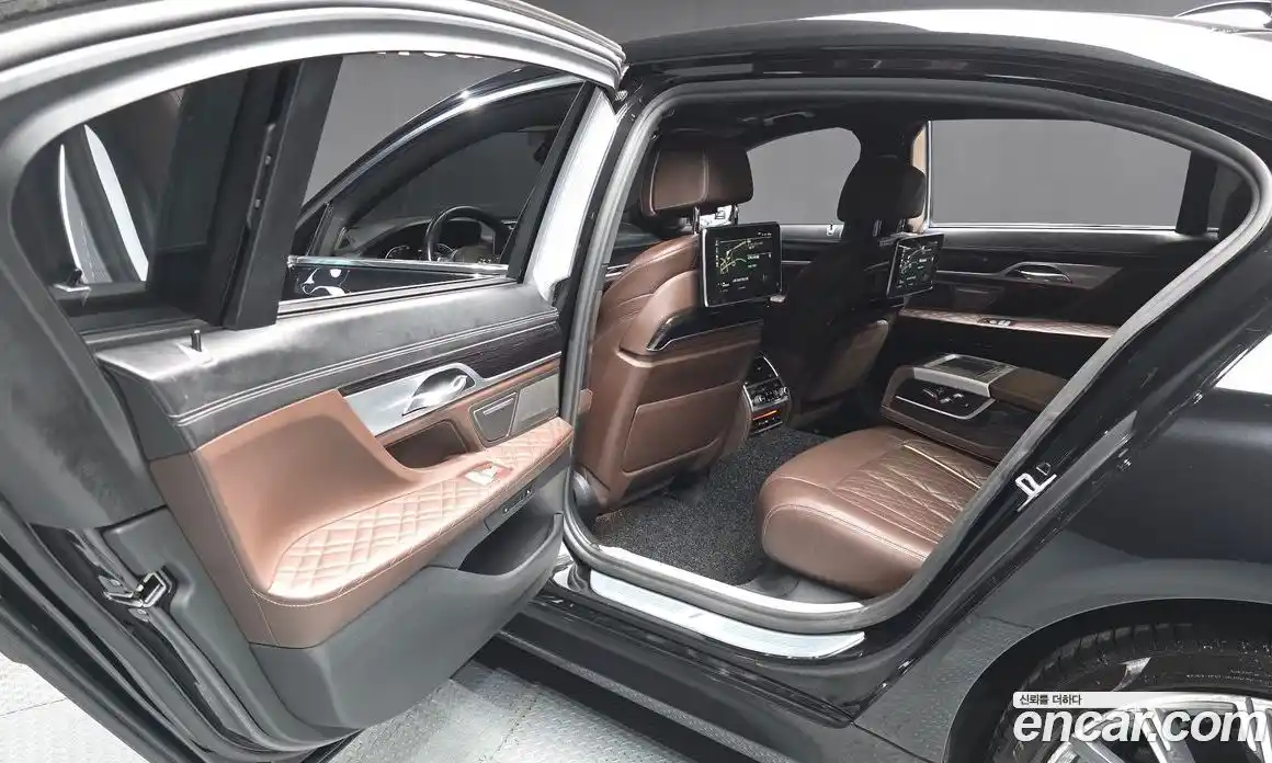 BMW 7-Series 2019 3.0 гидро в Москве № 1541242, фото 16
