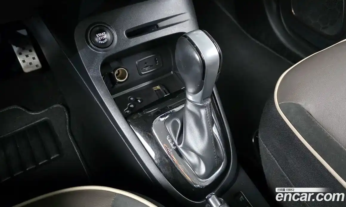 Renault QM3 2016 1.5 гидро в Москве № 1543135, фото 12