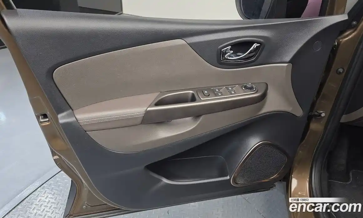 Renault QM3 2016 1.5 гидро в Москве № 1543135, фото 14