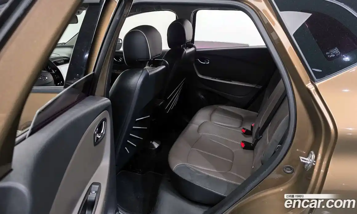 Renault QM3 2016 1.5 гидро в Москве № 1543135, фото 18