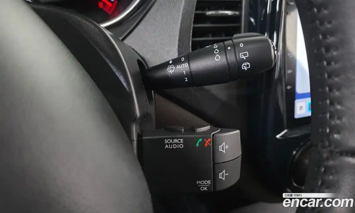 Renault QM3 2016 1.5 гидро в Москве № 1543135, фото 19