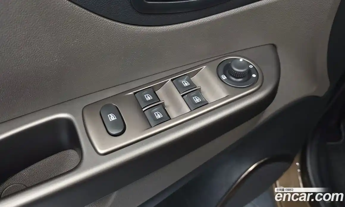 Renault QM3 2016 1.5 гидро в Москве № 1543135, фото 25