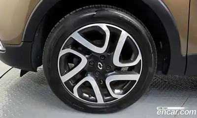 Renault QM3 2016 1.5 гидро в Москве № 1543135, миниатюра 5