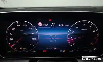 Mercedes-Benz GLC-Class 2025 2.0 гидро в Москве № 1544926, миниатюра 10