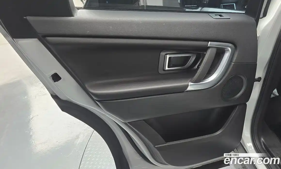 Land Rover Discovery Sport 2018 2.0 гидро в Москве № 1547542, фото 15