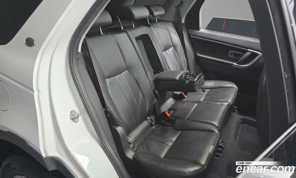 Land Rover Discovery Sport 2018 2.0 гидро в Москве № 1547542, фото 16