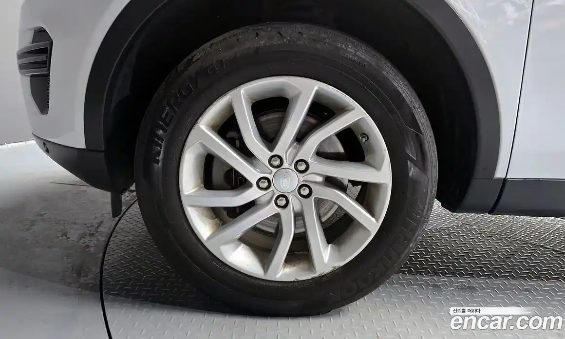 Land Rover Discovery Sport 2018 2.0 гидро в Москве № 1547542, фото 5