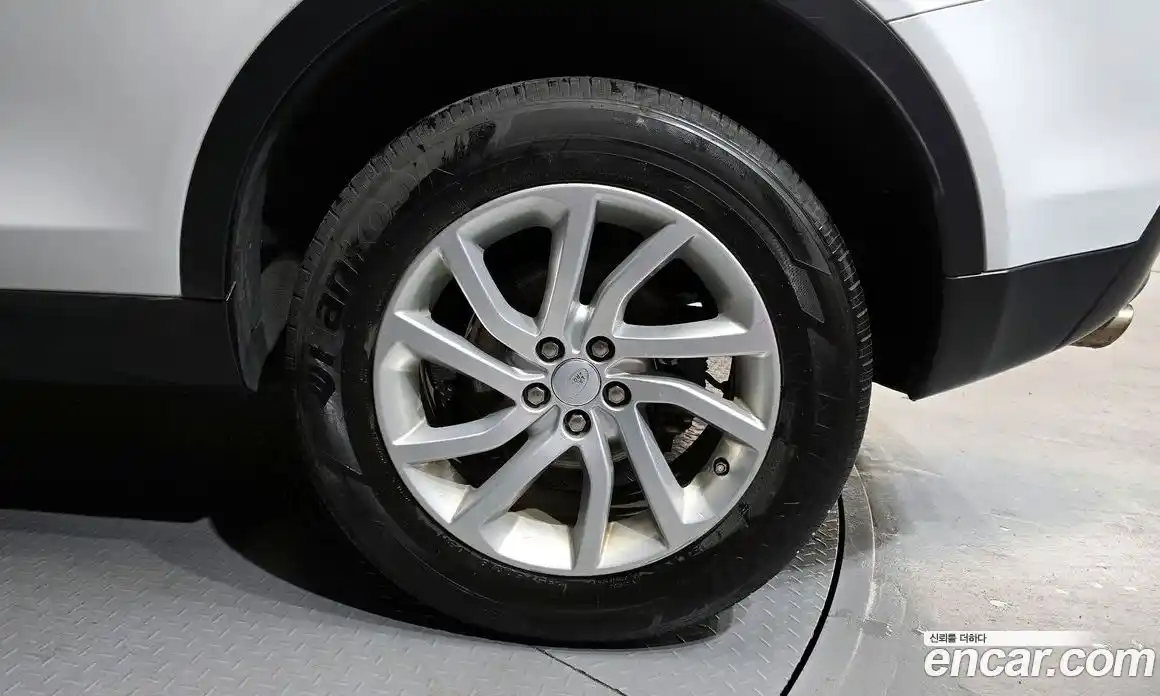 Land Rover Discovery Sport 2018 2.0 гидро в Москве № 1547542, фото 7