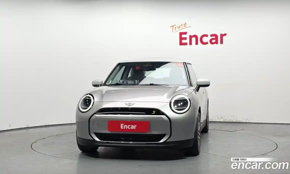Mini Cooper 2024 0.1 гидро в Москве № 1547899, фото 3
