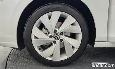 Volkswagen Golf 2025 2.0 гидро в Москве № 1548982, миниатюра 5