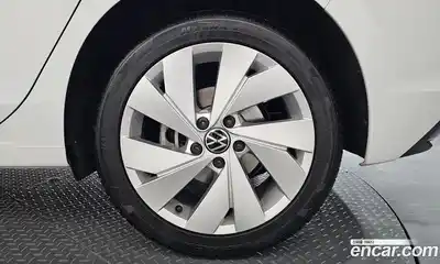 Volkswagen Golf 2025 2.0 гидро в Москве № 1548982, миниатюра 7
