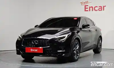 Infiniti Q30, 2017
