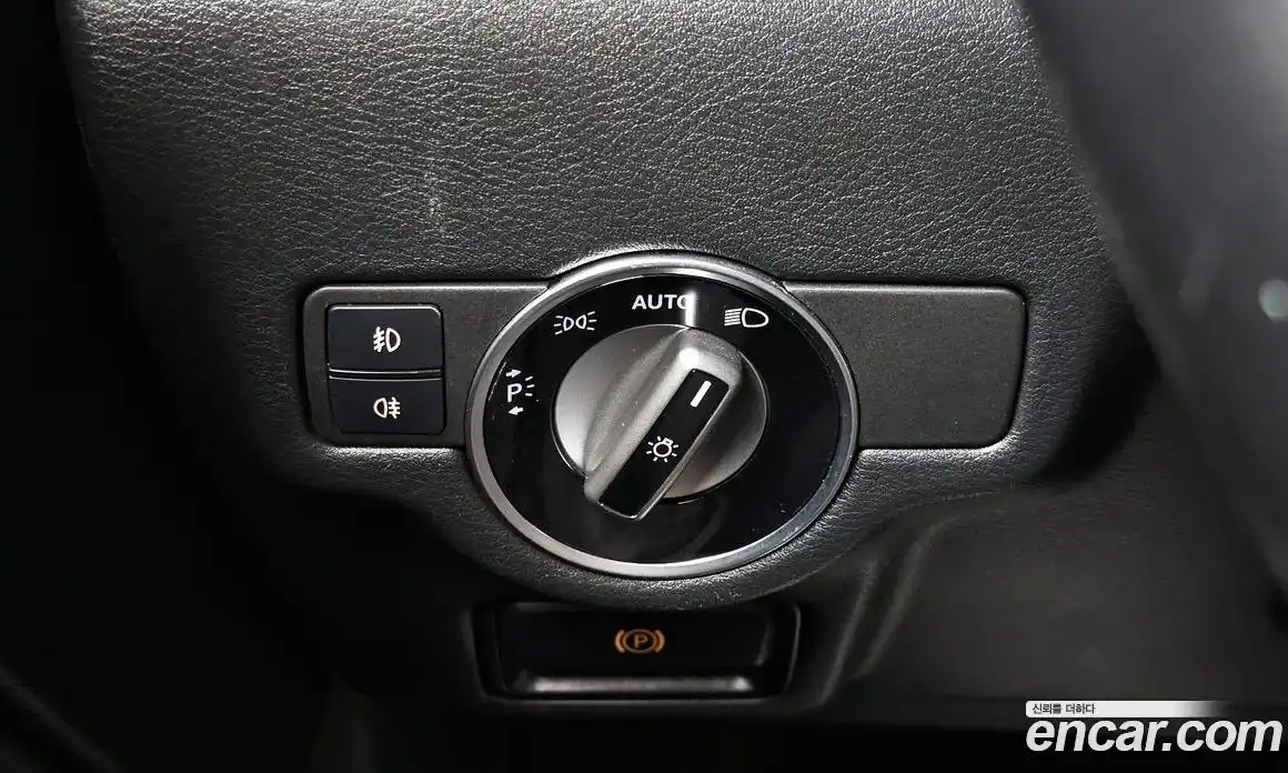 Infiniti Q30 2017 2.0 гидро в Москве № 1551028, фото 29