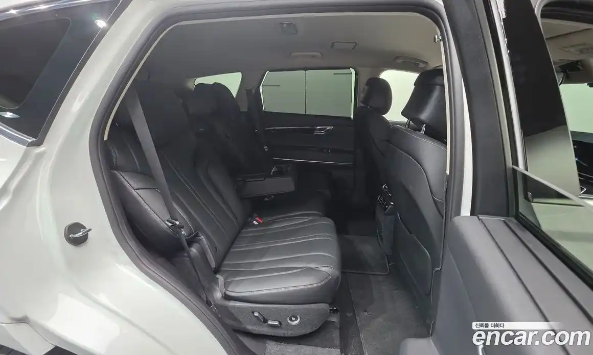 Genesis GV80 2024 2.5 гидро, фото 25