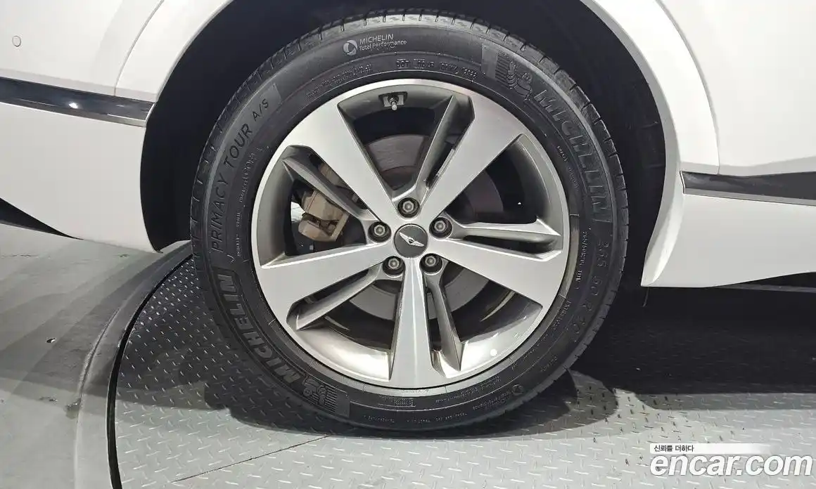 Genesis GV80 2022 3.0 гидро, фото 5