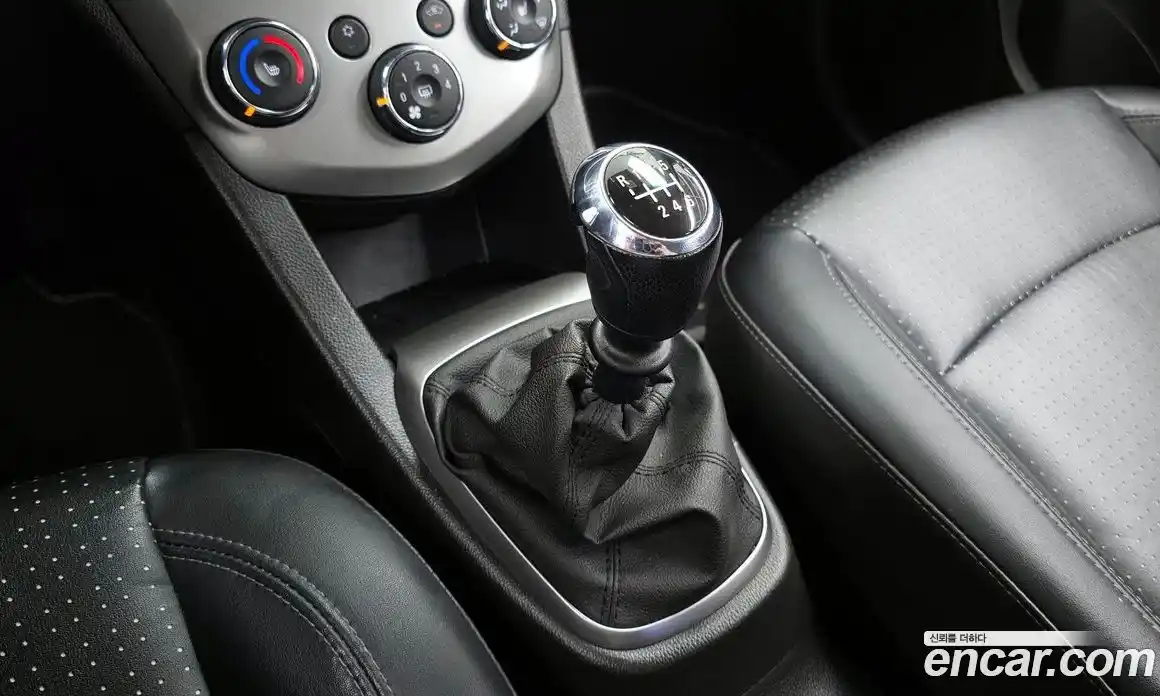 Chevrolet Aveo 2017 1.4 механика в Москве № 1614219, фото 12
