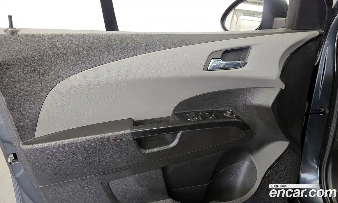 Chevrolet Aveo 2017 1.4 механика в Москве № 1614219, фото 14
