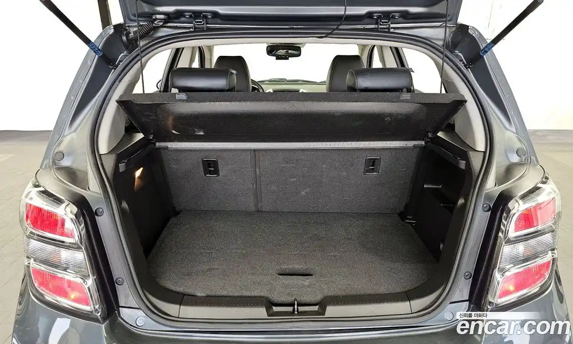 Chevrolet Aveo 2017 1.4 механика в Москве № 1614219, фото 26