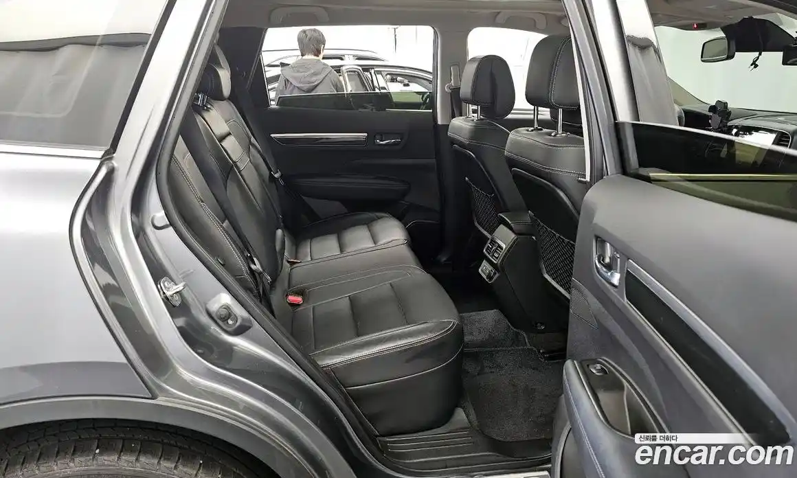 Renault QM6 2018 2.0 гидро в Москве № 1615257, фото 17