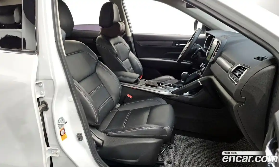 Renault QM6 2018 2.0 гидро в Москве № 1615312, фото 18