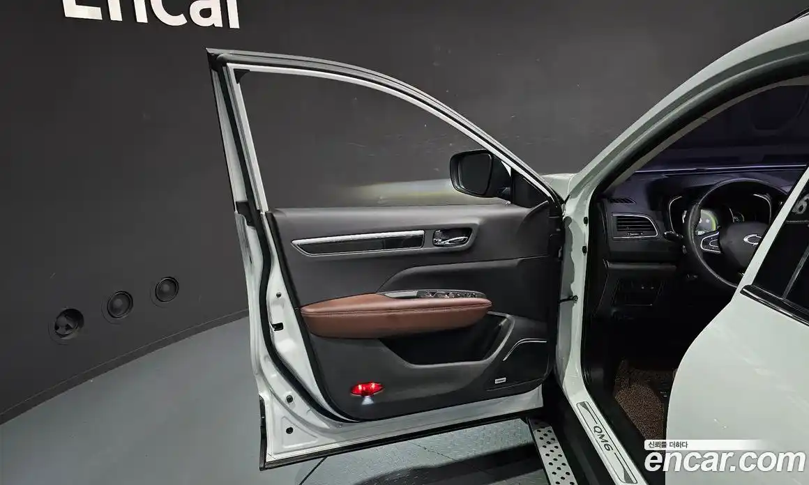 Renault QM6 2019 2.0 гидро в Москве № 1615428, фото 14