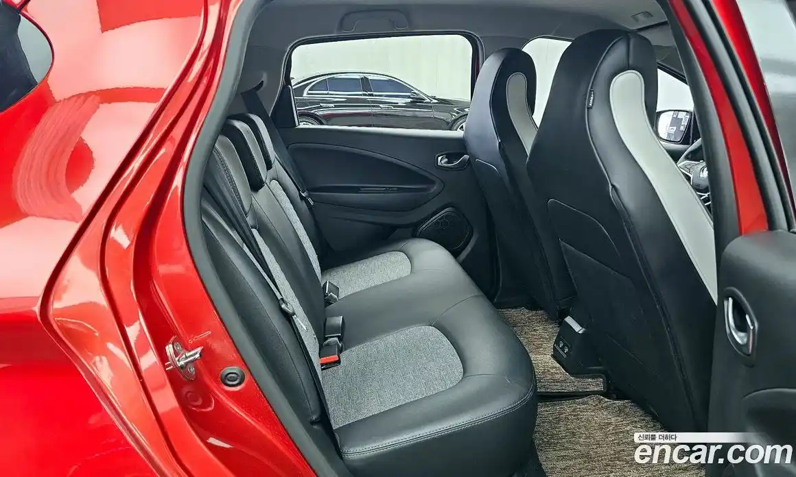Renault Zoe 2021 0.2 гидро в Москве № 1615593, фото 18