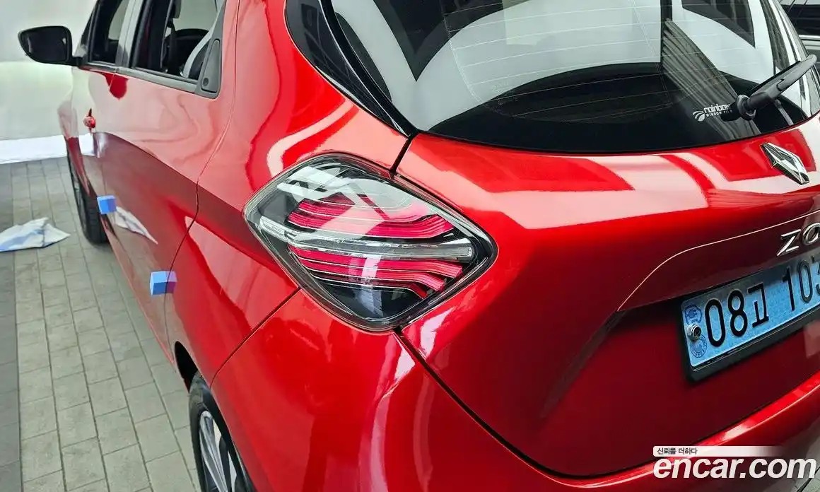 Renault Zoe 2021 0.2 гидро в Москве № 1615593, фото 9